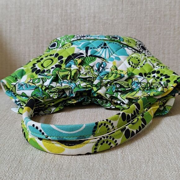 Vera Bradley Ruffle Lily Bag in Limes Up Pattern - Picture 6 of 11